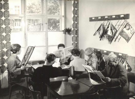 čítárna v budově radnice